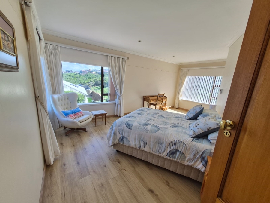 3 Bedroom Property for Sale in Dana Bay Western Cape